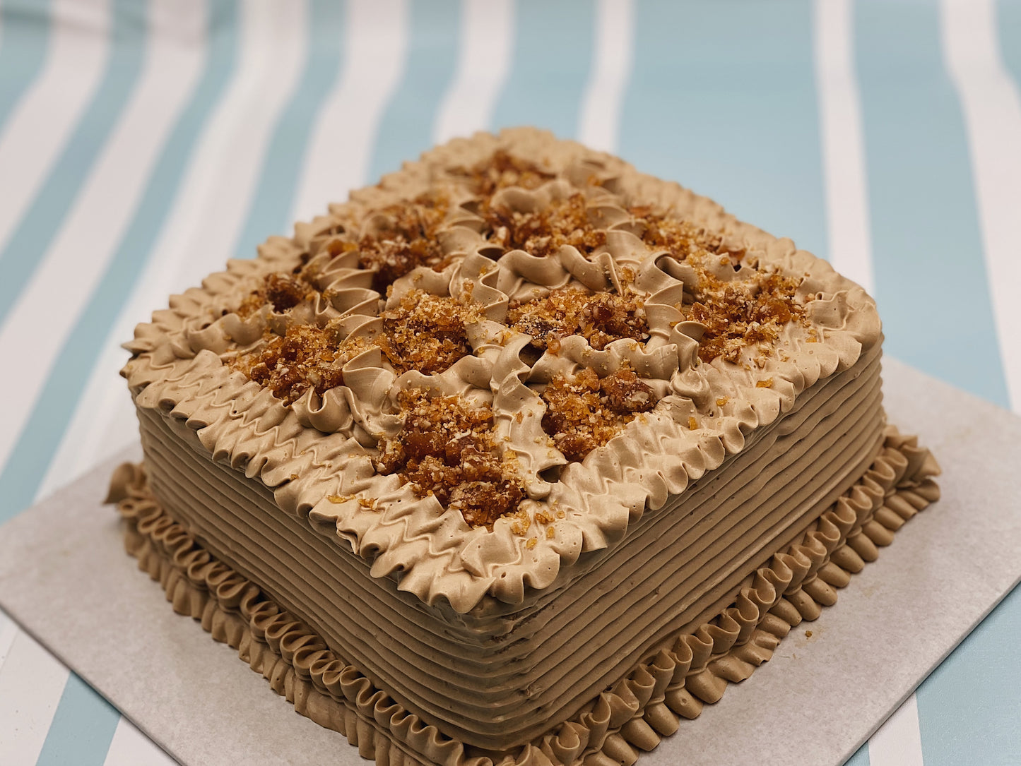 Sugarfree Mocha Praline Cake